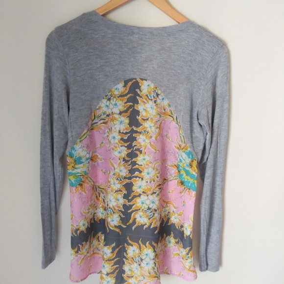 Language Crew Neck blouse Size XS - Picture 3 of 6